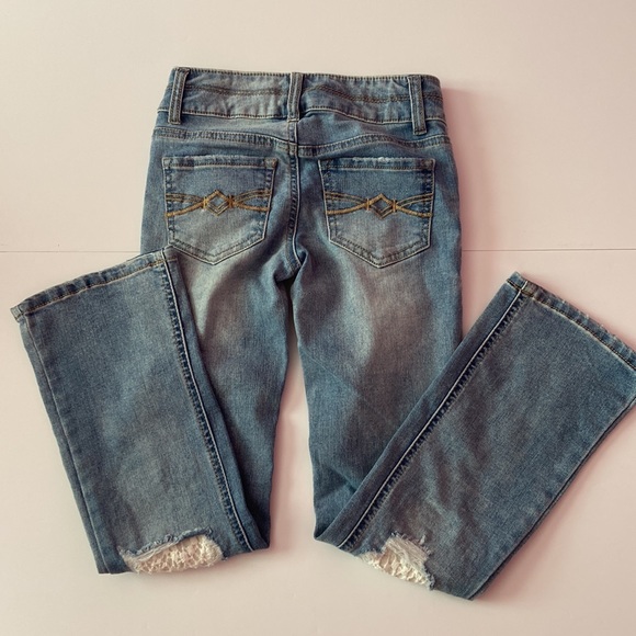 Size 7 Bootcut Bundle of 4  - Old Navy (3) & Mudd (1) - Embellished/Distressed - Picture 13 of 16